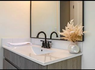(Undisclosed Address), Wilmington, NC 28403