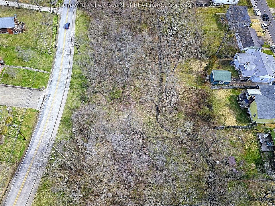 1st image of 924-958 Lincoln Dr