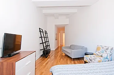 Rented by Nest Seekers International