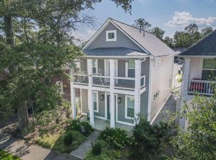 105 Town Walk Ln, Carrollton, GA 30117