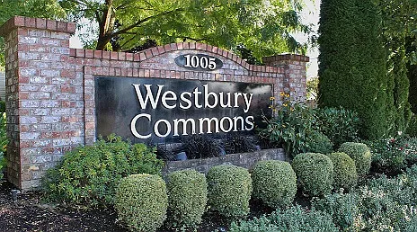 Building Photo - Westbury Commons