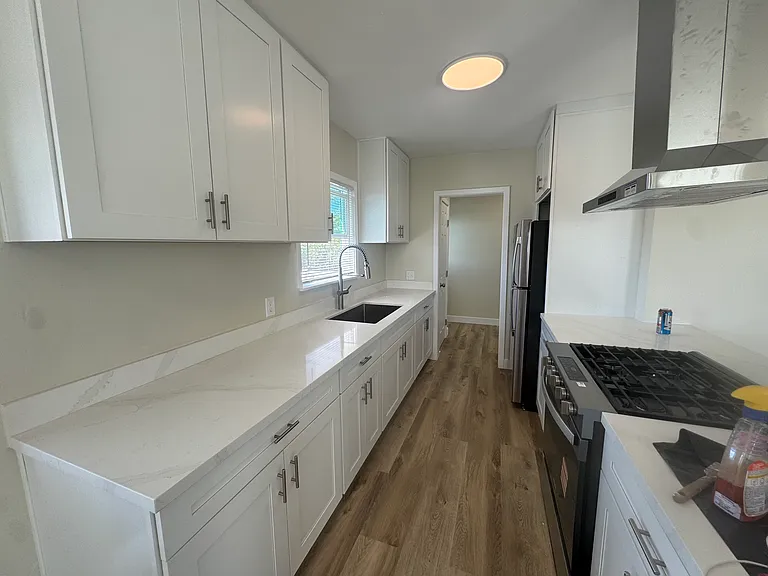 401 N Citrus Ave N #401 — Photo 3
