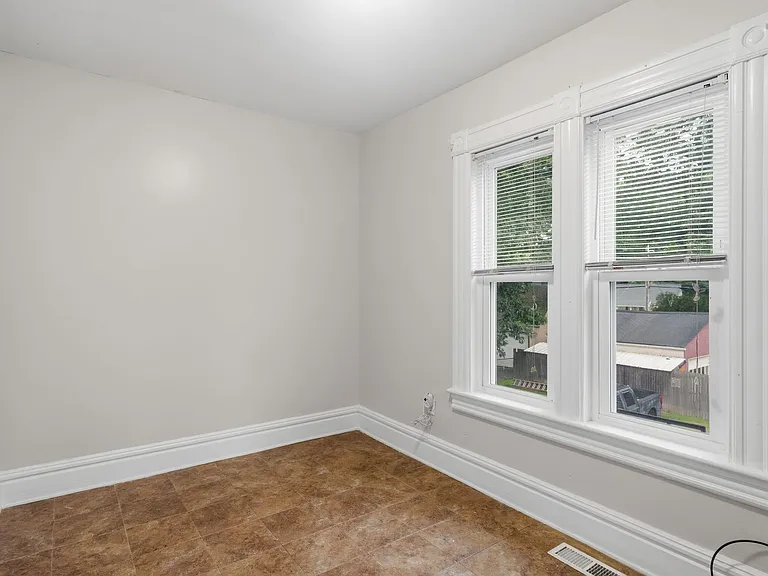 42 Glen St #44 — Photo 23