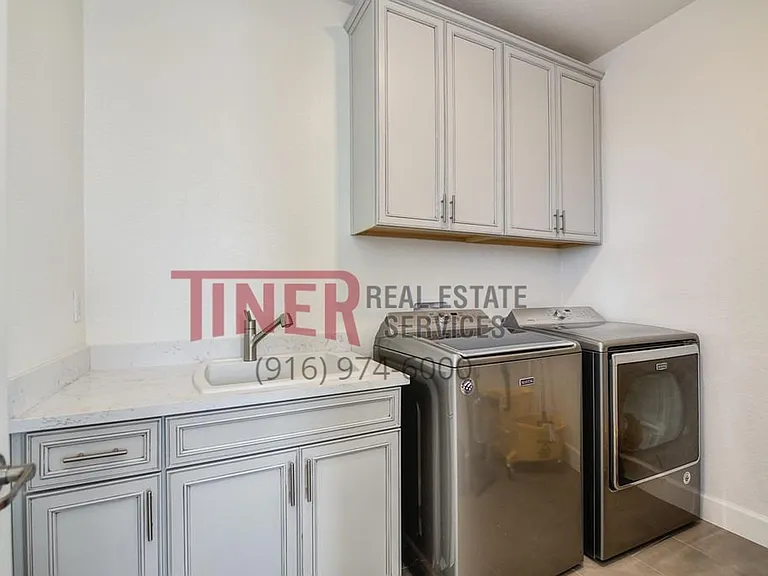 4016 Setucket St — Photo 35