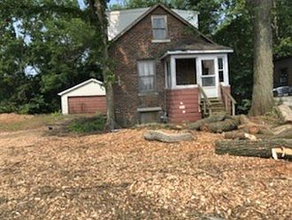 1st image of 3916 N Fairview Ave