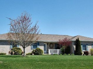 583 Mayapple Dr, Westville, IN 46391