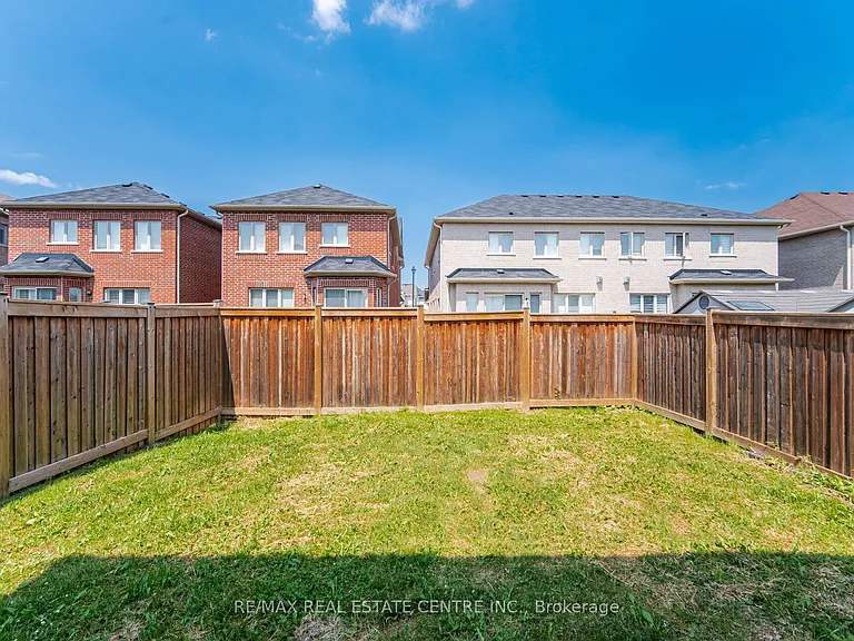 99 Colville Pl — Photo 43