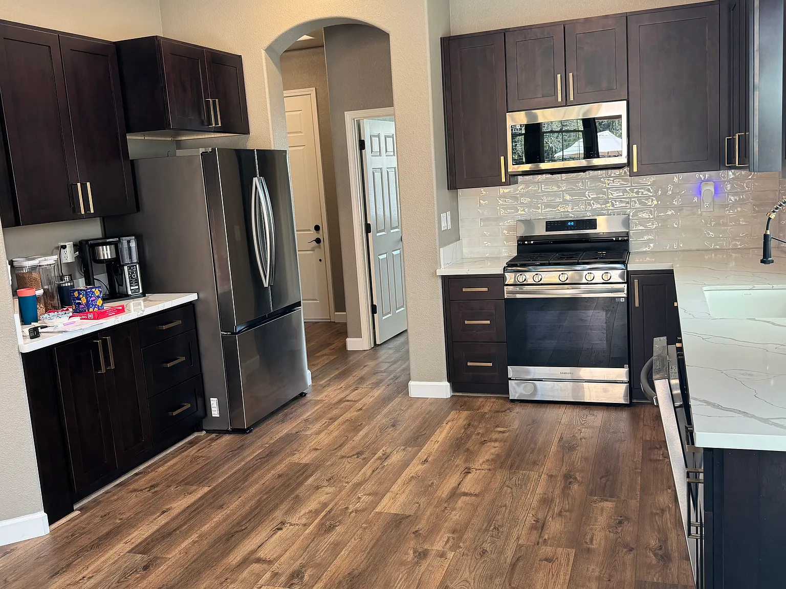2 bed, 1409 sqft, $3,000 — Photo 3