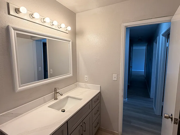 541 Pacific Ave — Photo 14