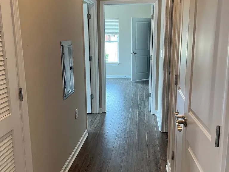Field Haven Apartments — Photo 40