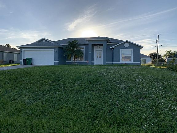 2nd image of 463 SW Kestor Dr