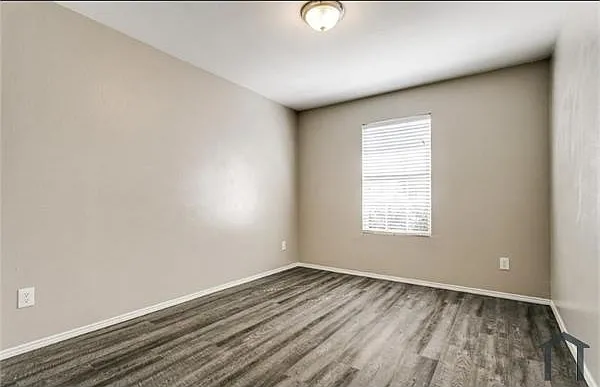 9608 Woodrow Wilson Dr — Photo 12