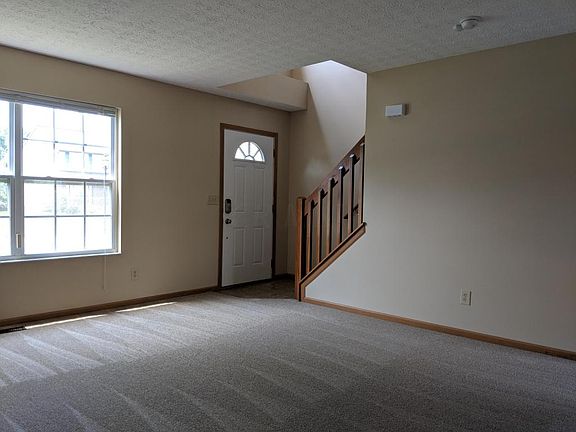 5th image of 4786 Elmont Pl