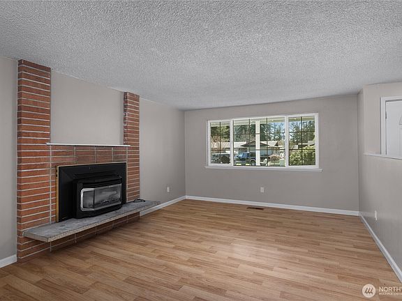 5th image of 17326 SE 265th Street