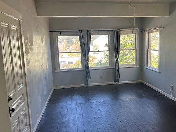 3rd image of 570 Olive St #3