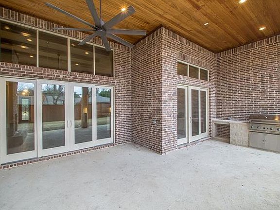 4th image of 4823 Myerwood Ln