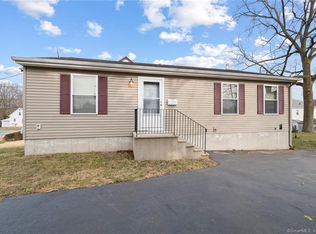 54 Ashcraft Rd, New London, CT 06320