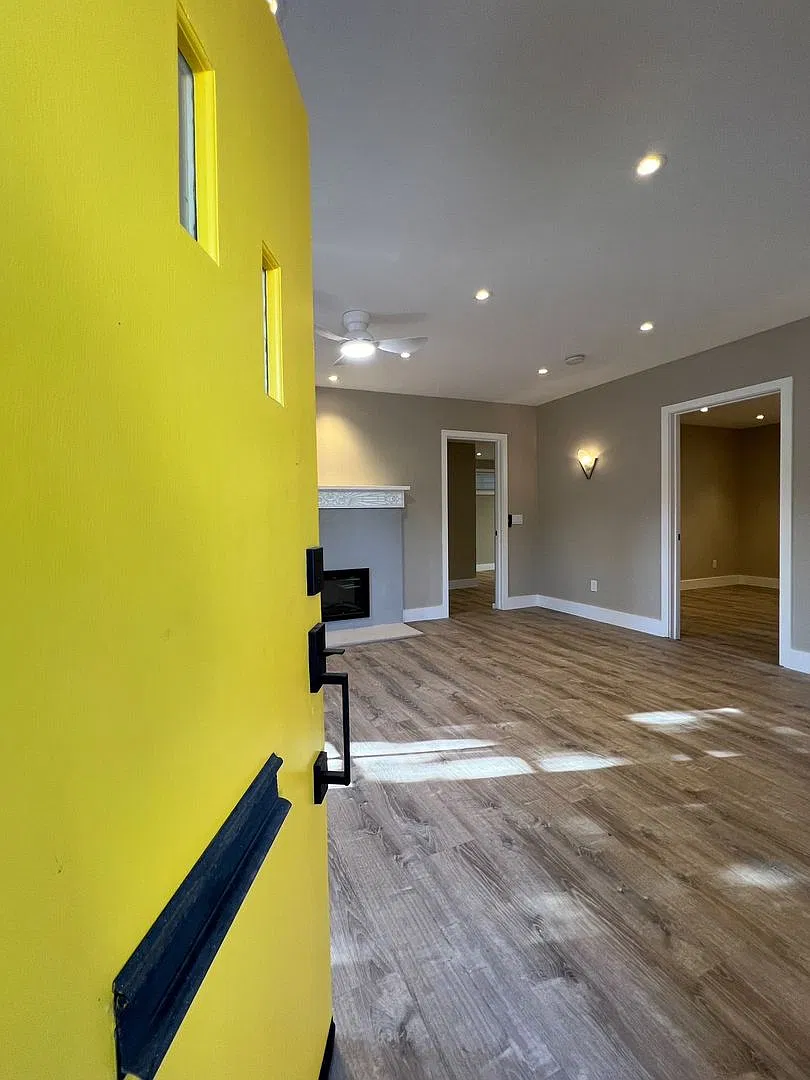 Beautifully Remodeled 1930 Historic Cottage in Alta Heights — Photo 2