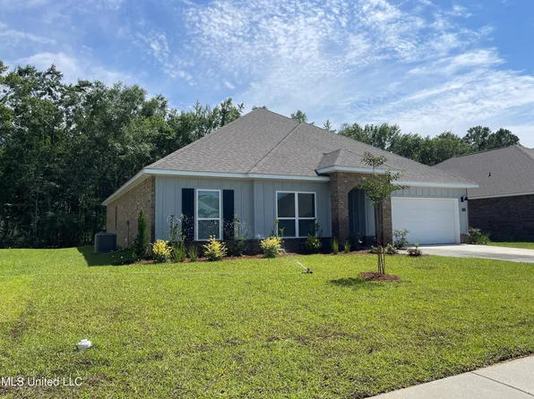 13421 Crane Dr, Vancleave, MS 39565