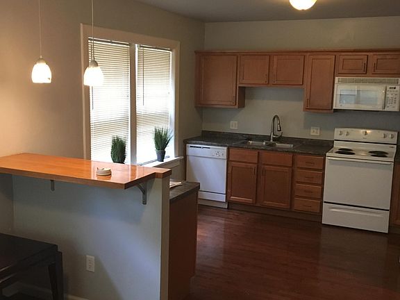 3rd image of 5043 Alaska Ave #1S