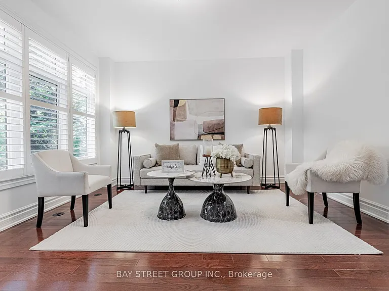 35 William Poole Way — Photo 18