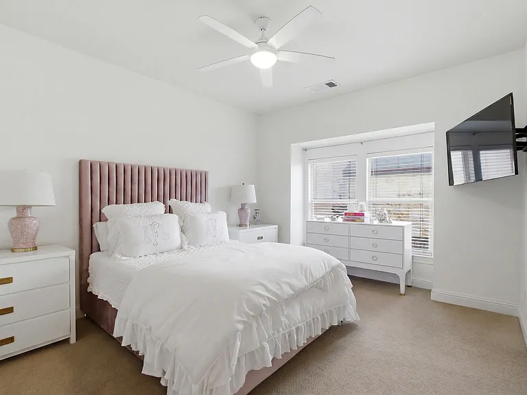 1715 Lewis Ct — Photo 24