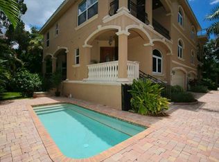 1216 Derby Ln, Sarasota, FL 34242