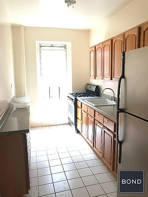 Rented by Bond New York | media 10