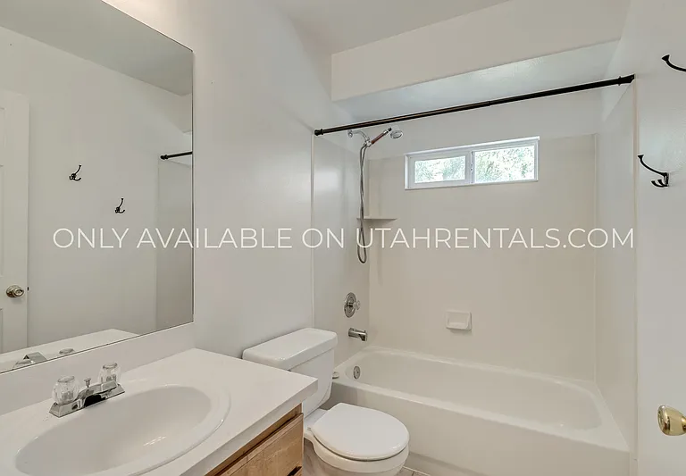 1152 N 120th St W — Photo 15