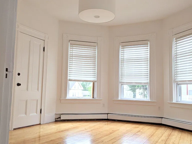 15 Violet St #2 — Photo 1
