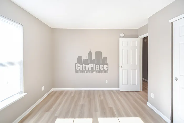 954 Brookstone Dr — Photo 14