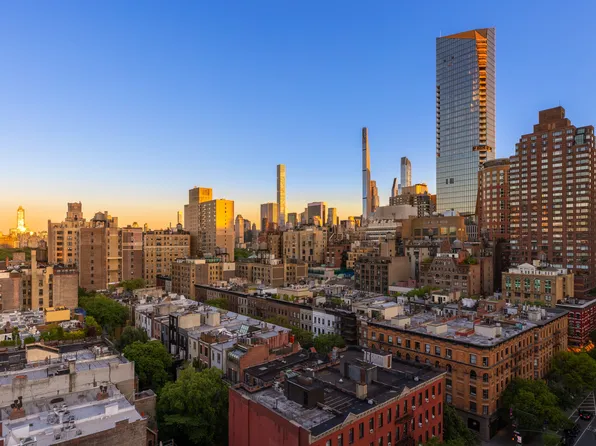 104 West 70th Street image 13 of 16