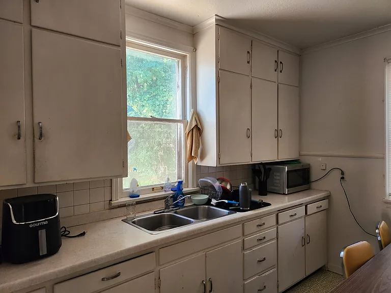 1233 S Dewey St — Photo 9