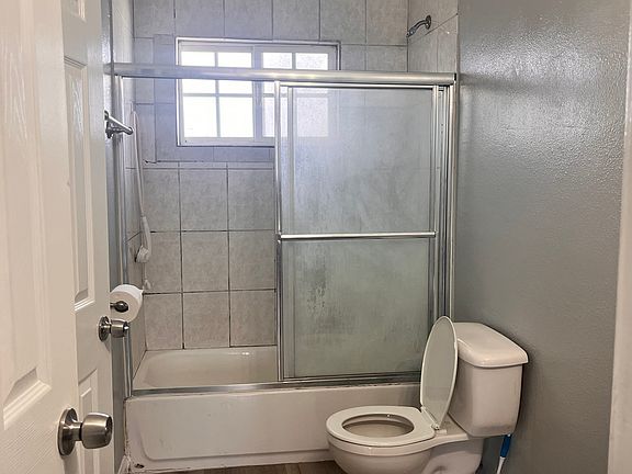 4th image of 4459 N Maine Ave APT D