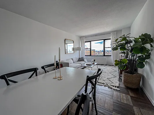 Rented by Brown Harris Stevens | media 9