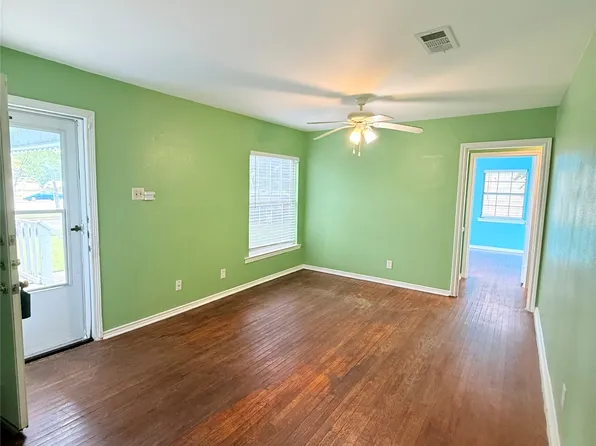 11827 Gaston Pkwy, Dallas, TX 75218