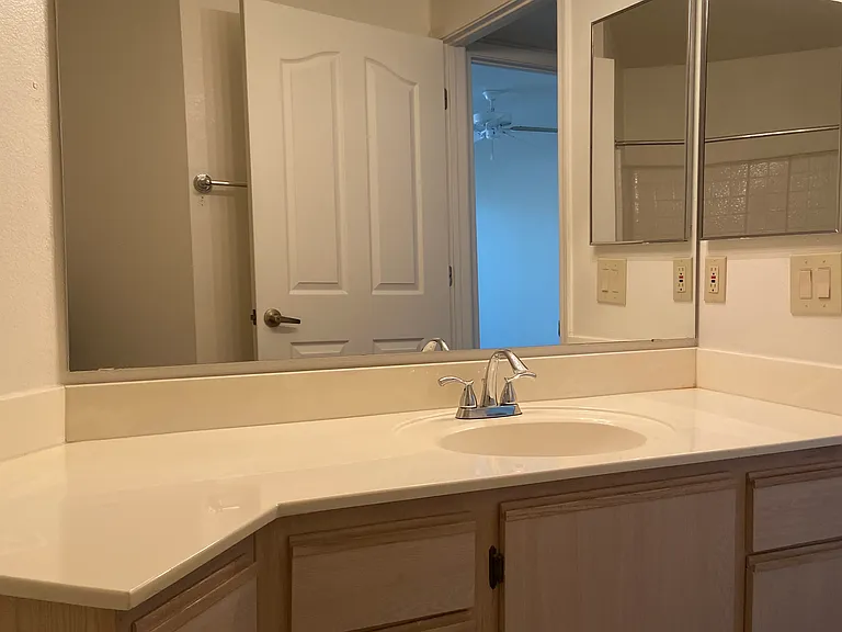 5751 N Kolb Rd #10104 — Photo 16