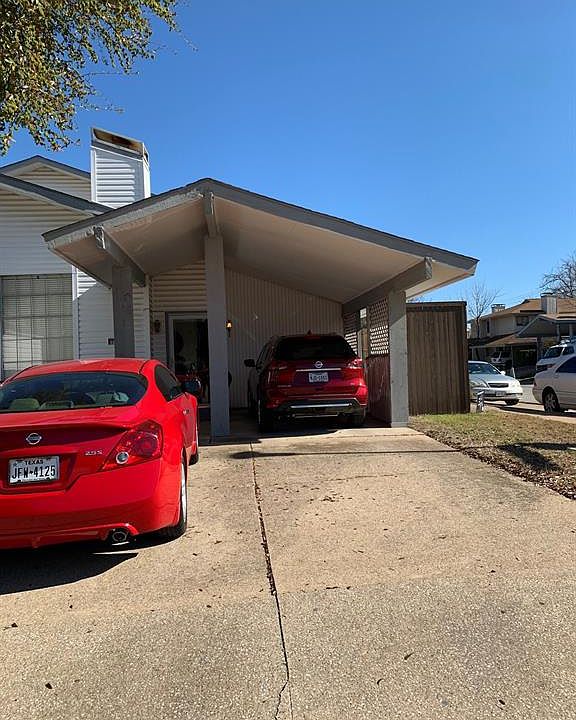 1st image of 744 Arrowhead Cir