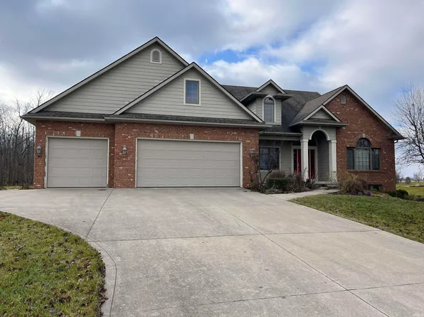 14220 Soaring Hawk Trl, Hoagland, IN 46745