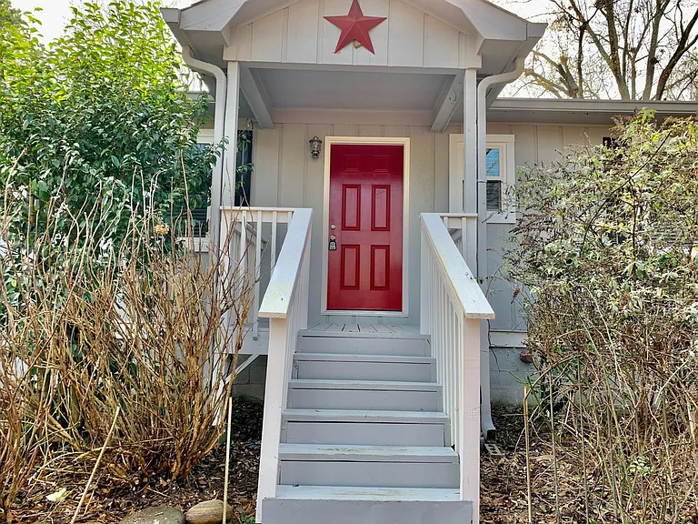 322 Powder Springs St #A — Photo 3