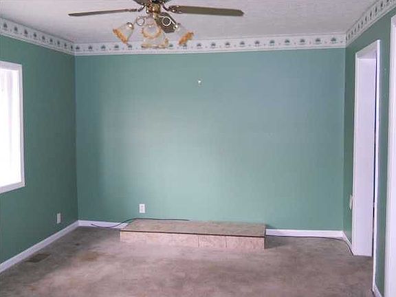3rd image of 9307 Mitchell Ln