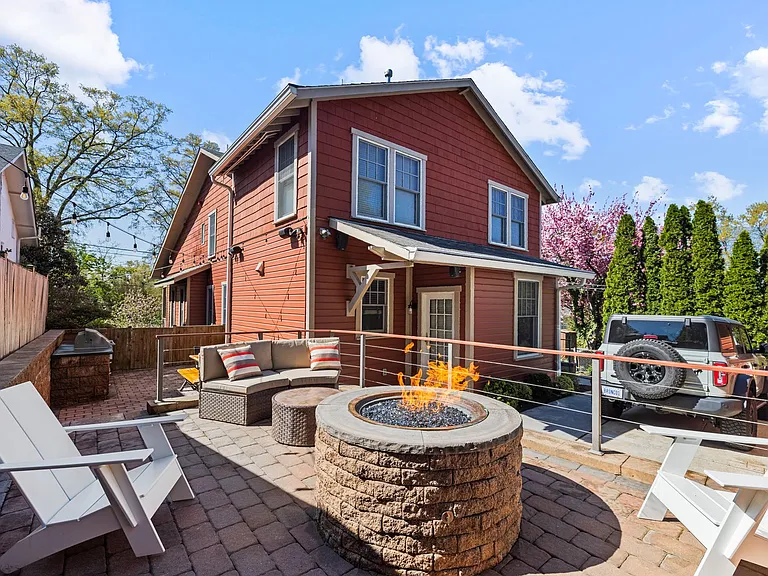 5213 Cathedral Ave NW — Photo 55