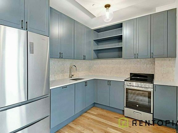 2nd image of 535 Franklin Ave #8G