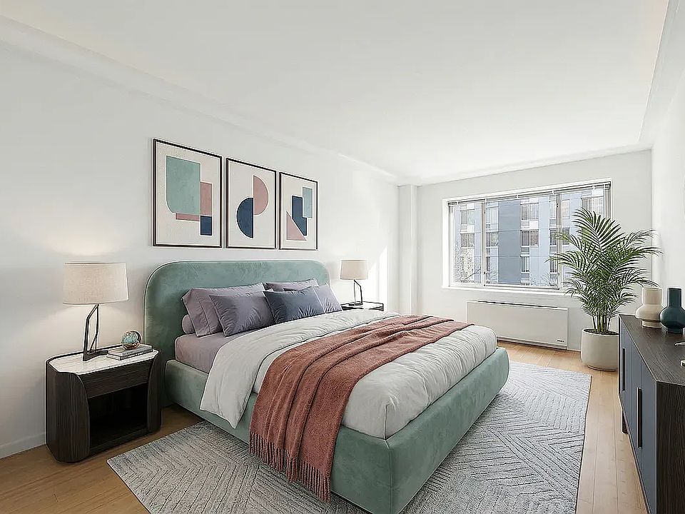 1st image of 1955 1st Ave #7006