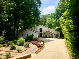 9190 Four Mile Creek Rd, Gainesville, GA 30506