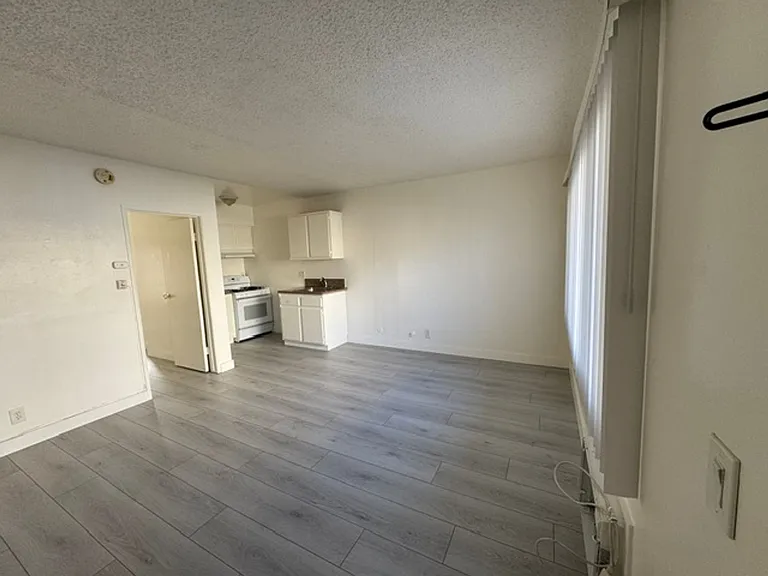 225 W. Palmetto Dr — Photo 14
