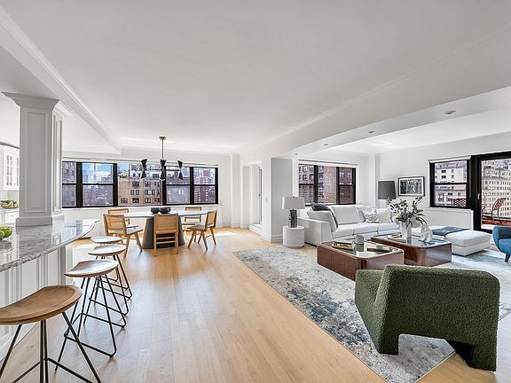 2nd image of 165 E 72nd St APT 16C