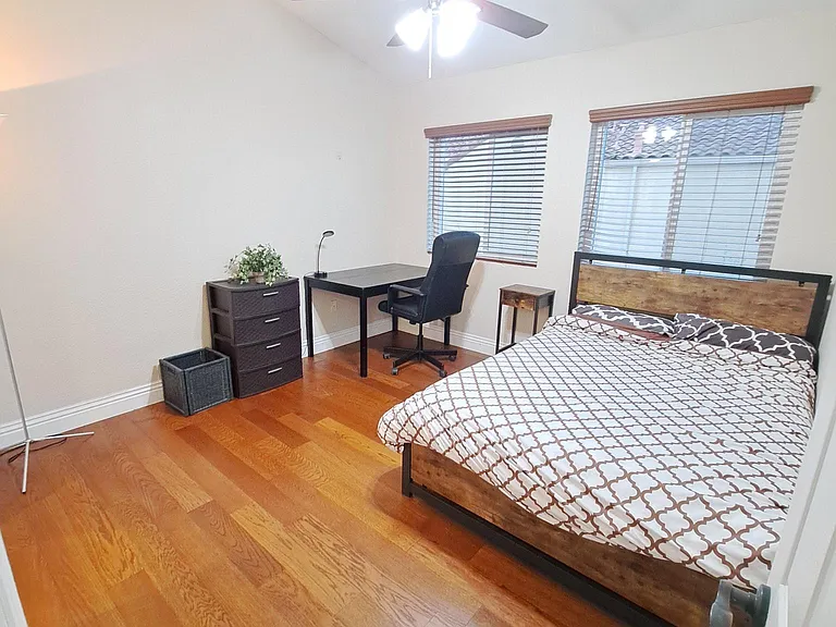 3955 Nobel Dr #180 — Photo 17