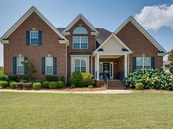 1164 Manassas Dr, Hixson, TN 37343