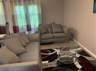 1412 Pine Tree Trl, Atlanta, GA 30349